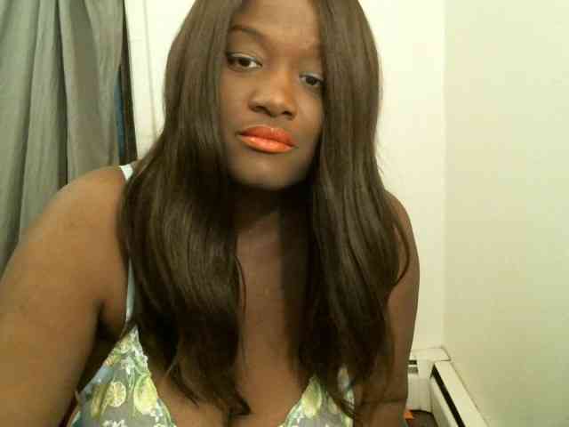 Bigtitscassie webcam