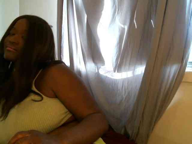 Bigtitscassie webcam