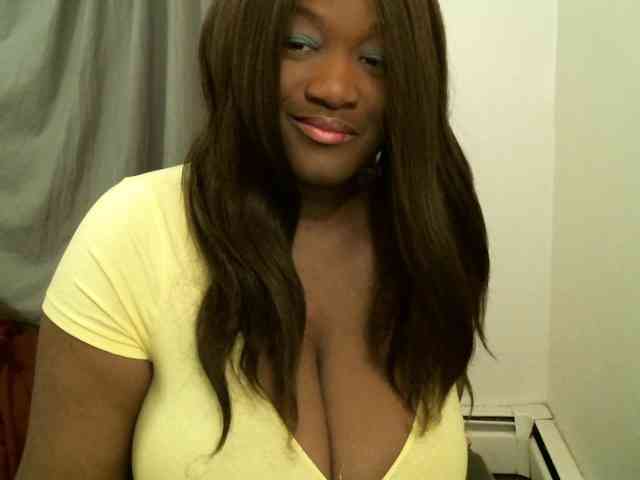 Bigtitscassie webcam