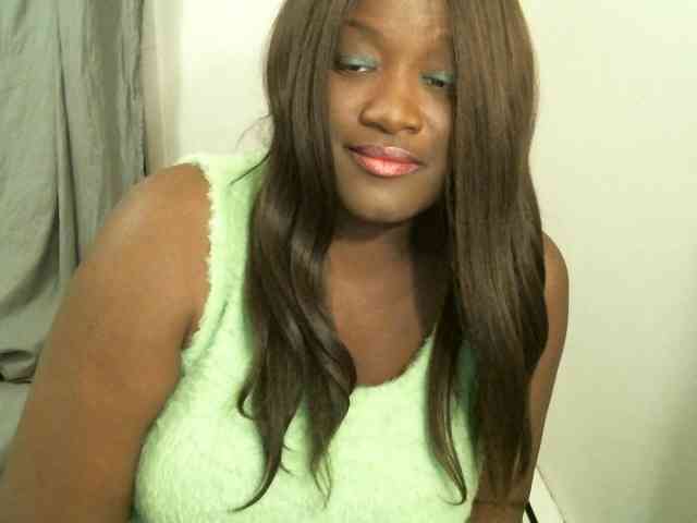 Bigtitscassie webcam