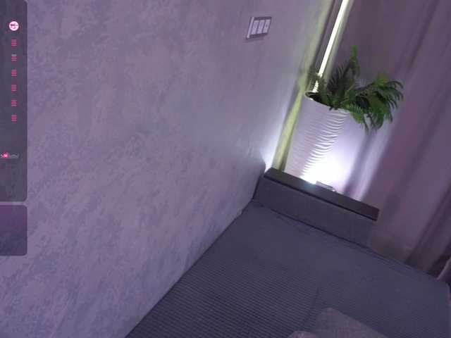 LipDipTalk's BongaCams profile