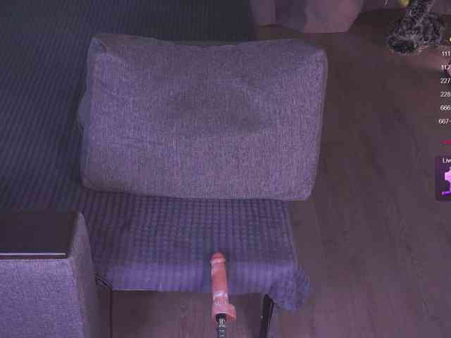 LipDipTalk LipDipTalk