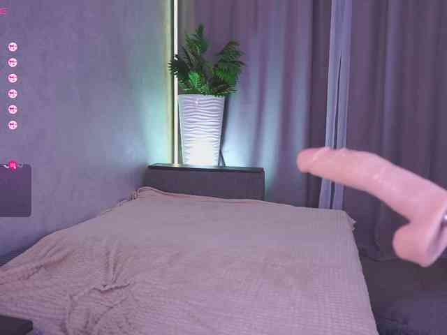 LipDipTalk LipDipTalk