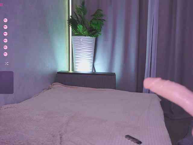 LipDipTalk LipDipTalk