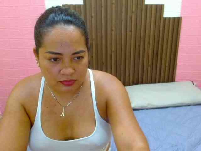 BellaSummers BellaSummers