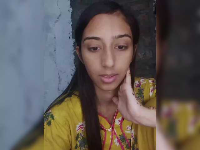 AlinaPopy's BongaCams show and profile