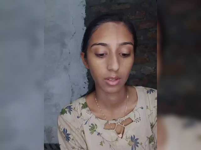 AlinaPopy's BongaCams show and profile