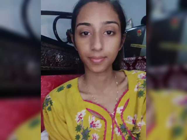 AlinaPopy's BongaCams show and profile