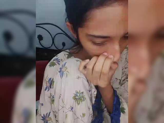 AlinaPopy's BongaCams show and profile