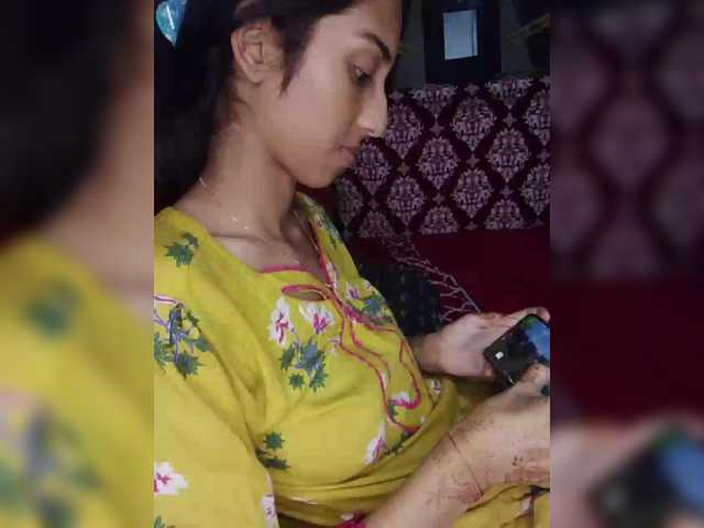 AlinaPopy's BongaCams show and profile