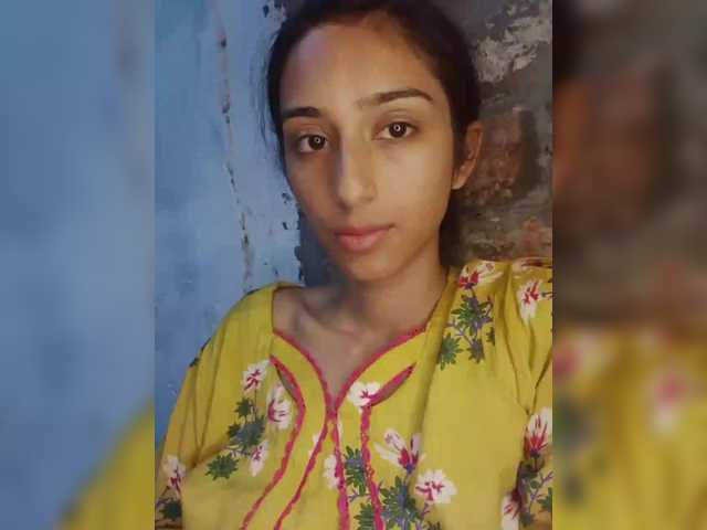 AlinaPopy's BongaCams show and profile