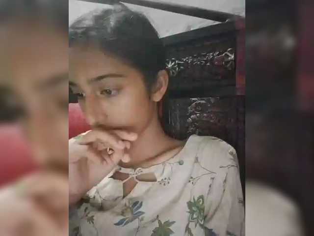 AlinaPopy's BongaCams show and profile