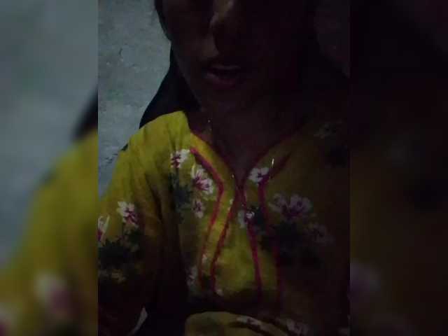 AlinaPopy's BongaCams show and profile