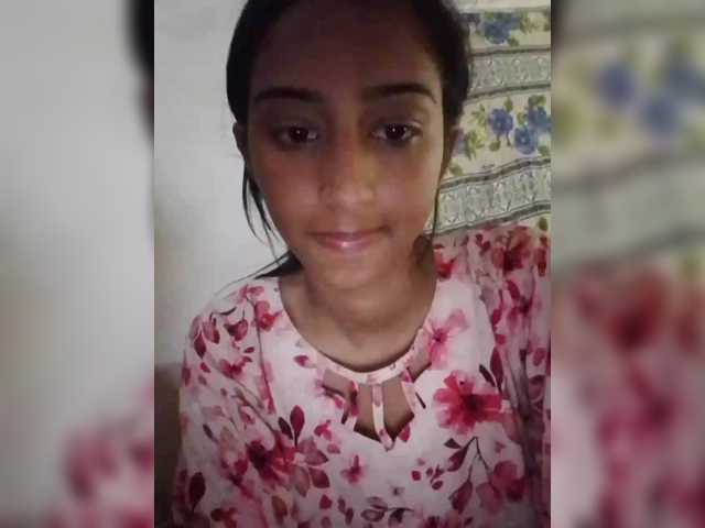 AlinaPopy from BongaCams