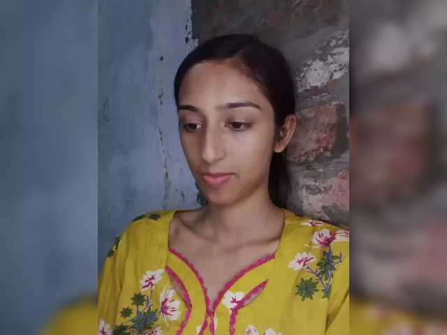 AlinaPopy's BongaCams show and profile