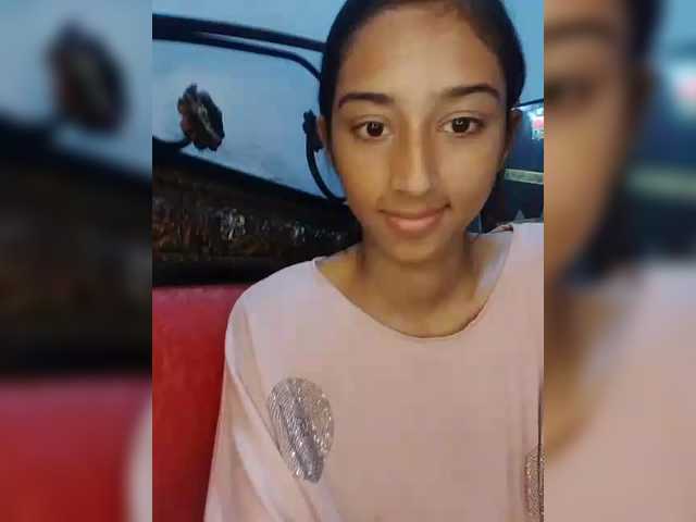 AlinaPopy's BongaCams show and profile