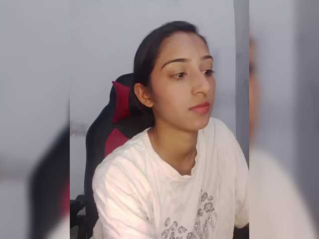 AlinaPopy – webcam model profile photo