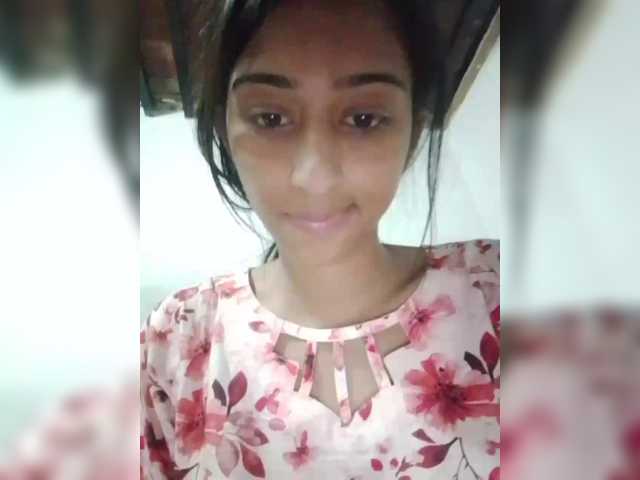 AlinaPopy's BongaCams show and profile