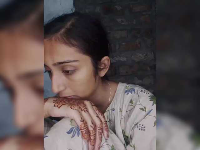 AlinaPopy's BongaCams show and profile