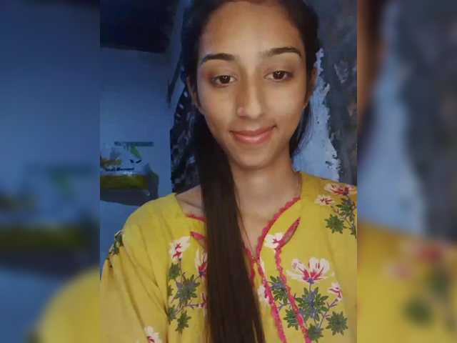 AlinaPopy's BongaCams show and profile