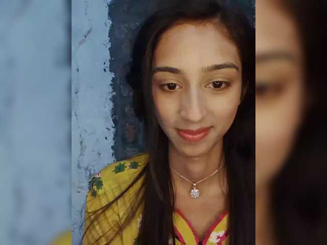 AlinaPopy's BongaCams show and profile