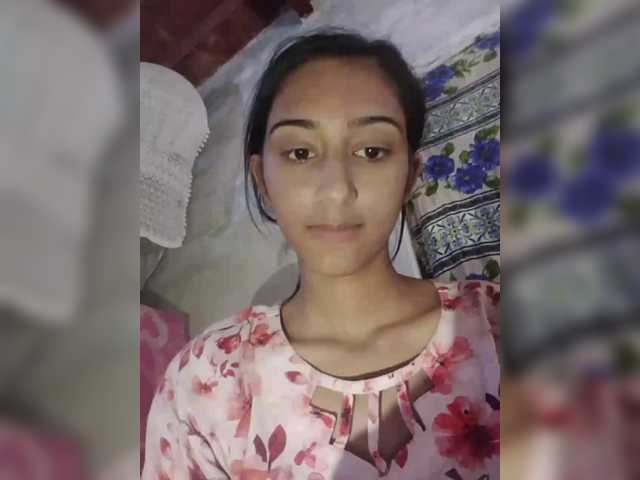 AlinaPopy's BongaCams show and profile