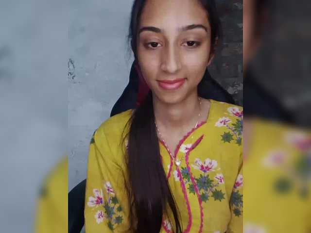 AlinaPopy's BongaCams show and profile