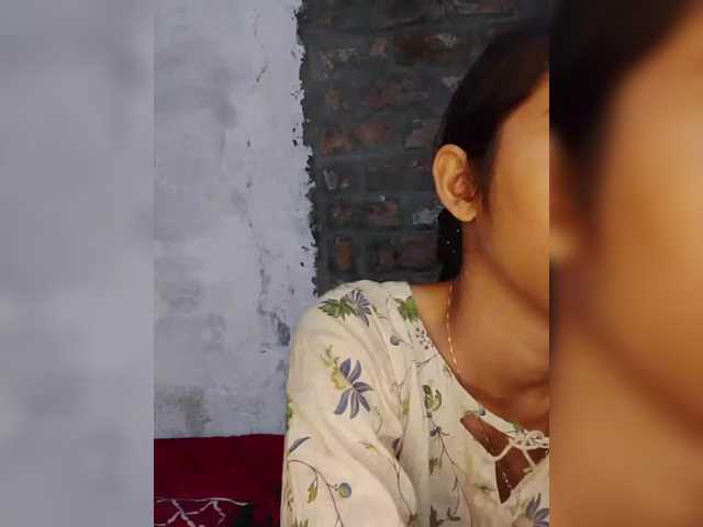 AlinaPopy's BongaCams show and profile