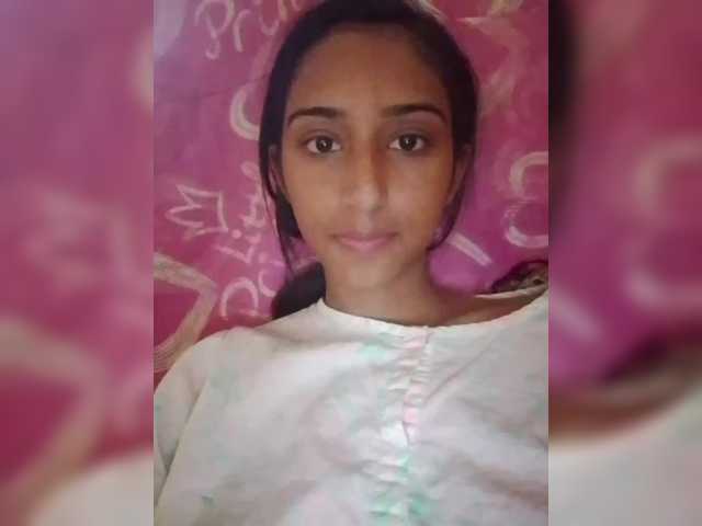 AlinaPopy's BongaCams show and profile