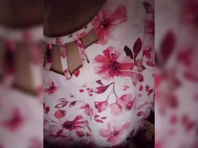 AlinaPopy's BongaCams show and profile