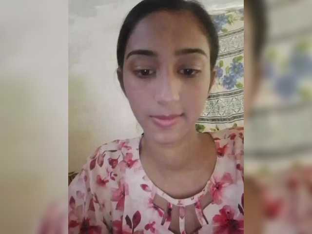 AlinaPopy's BongaCams show and profile