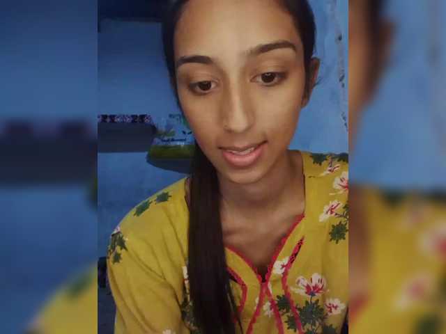 AlinaPopy's BongaCams show and profile