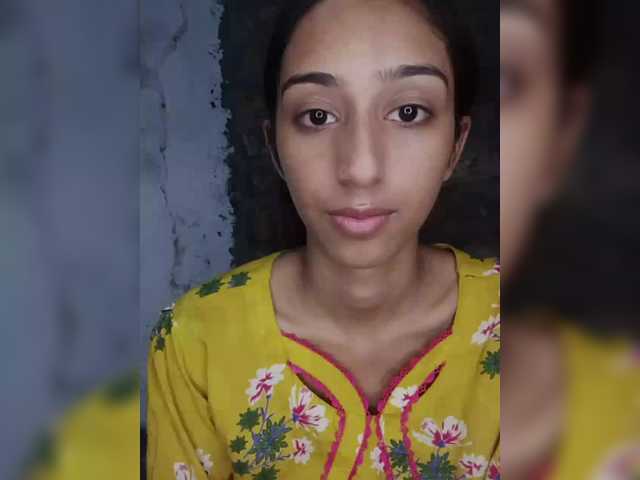 AlinaPopy's BongaCams show and profile