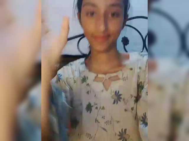 AlinaPopy's BongaCams show and profile