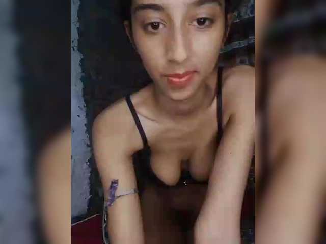 AlinaPopy's BongaCams show and profile