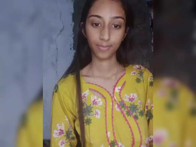 AlinaPopy's BongaCams show and profile