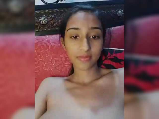 AlinaPopy's BongaCams show and profile