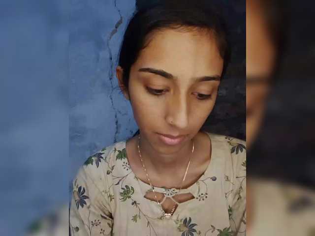 AlinaPopy's BongaCams show and profile