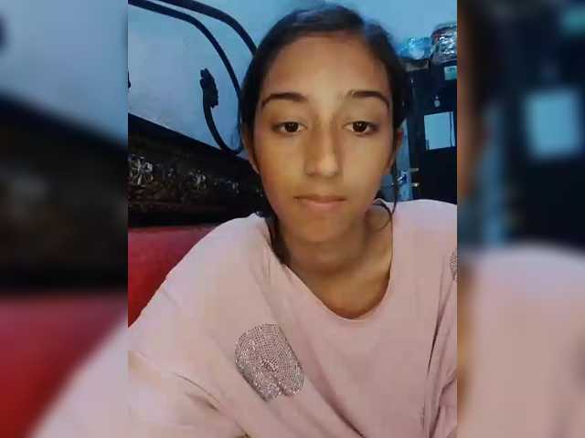 AlinaPopy's BongaCams show and profile