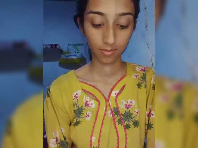 AlinaPopy's BongaCams show and profile