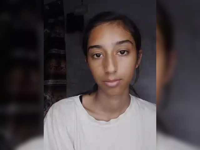 AlinaPopy's BongaCams show and profile