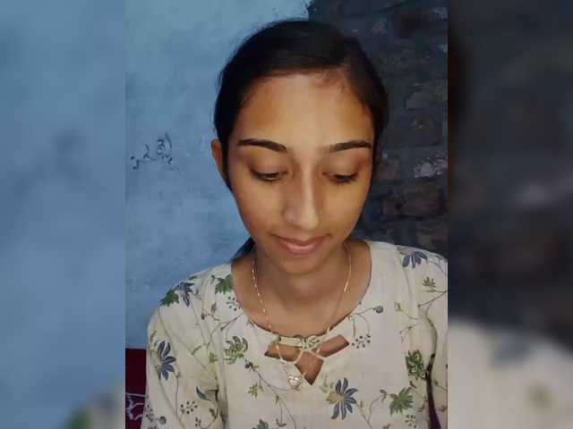 AlinaPopy's BongaCams show and profile