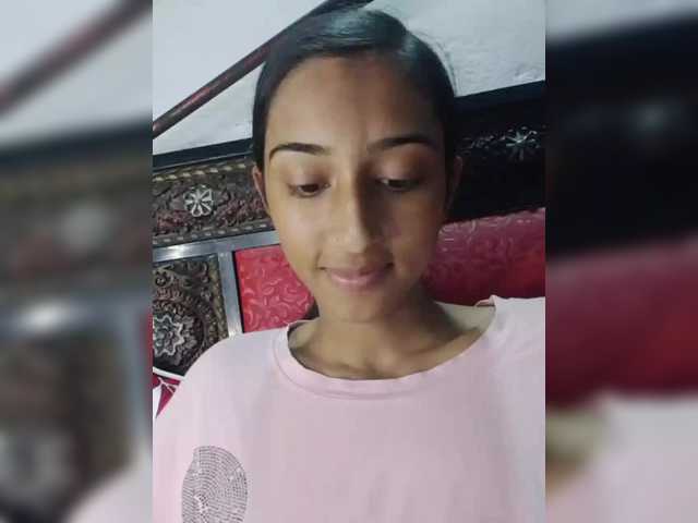 AlinaPopy's BongaCams show and profile