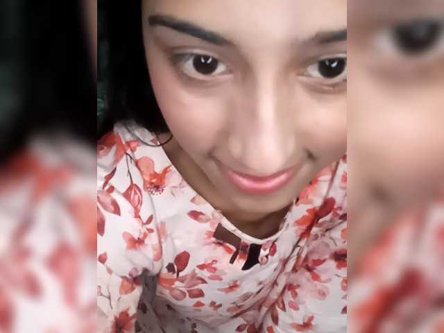 AlinaPopy's BongaCams show and profile