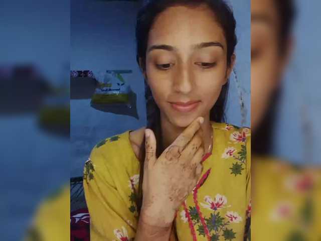 AlinaPopy's BongaCams show and profile