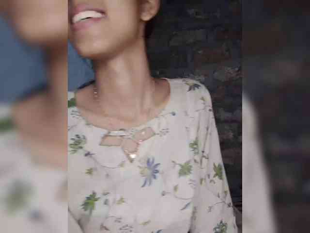 AlinaPopy Live Webcam on BongaCams