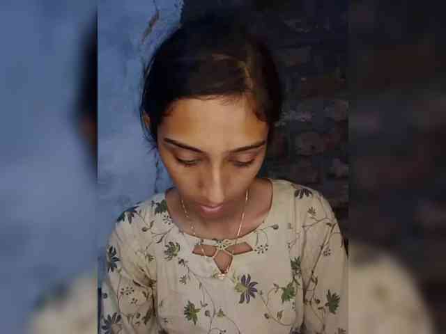 AlinaPopy Live Webcam on BongaCams