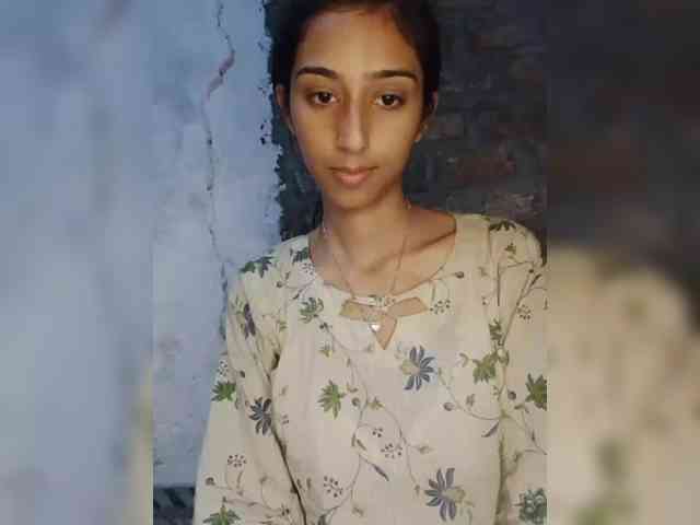 AlinaPopy Live Webcam on BongaCams