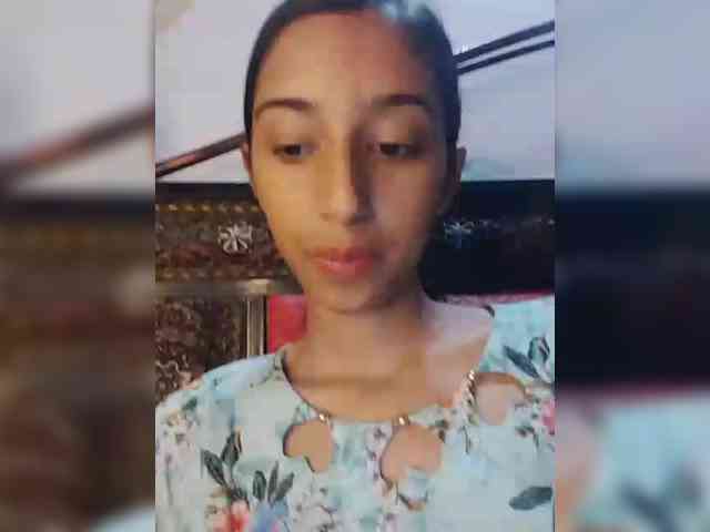 AlinaPopy Live Webcam on BongaCams