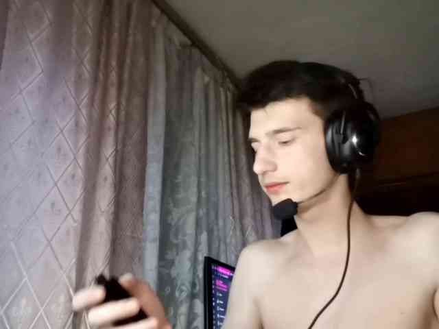 JamesLagerfeld JamesLagerfeld